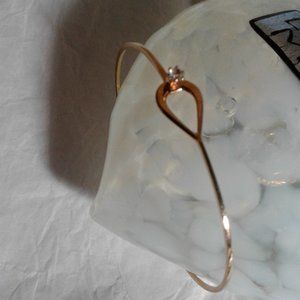 Avon Gold Tone Bracelet